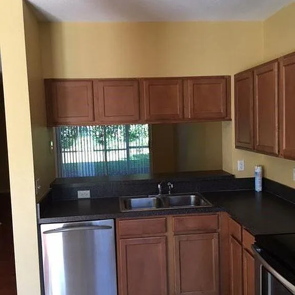 8071 Pacific Beach Dr — Photo 4