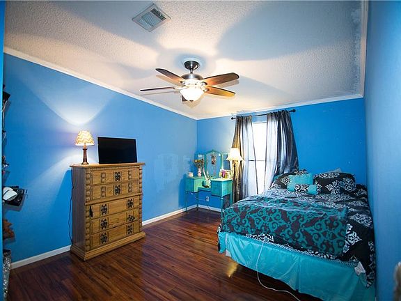 5th image of 2404 Juniper Trl