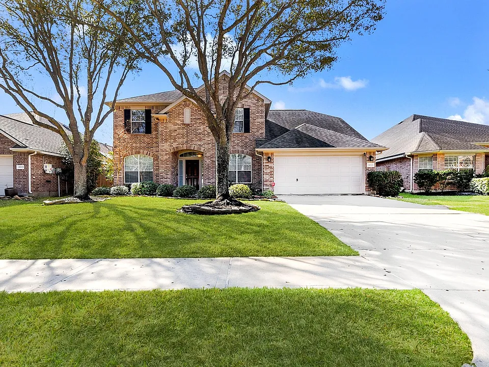 28223 Daystrom Ln