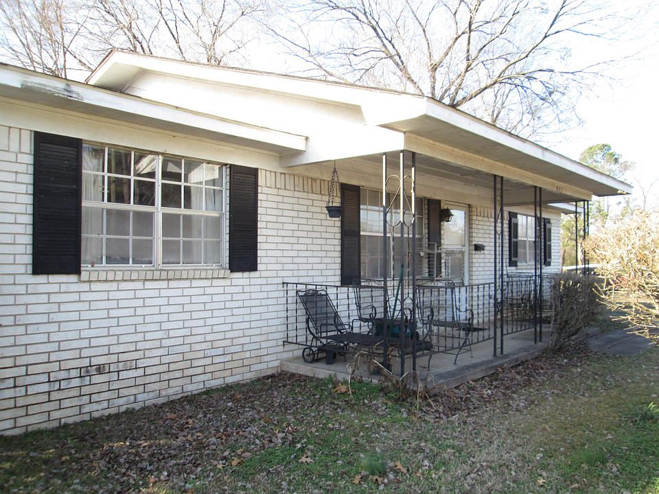 1st image of 402 S Independence Ave