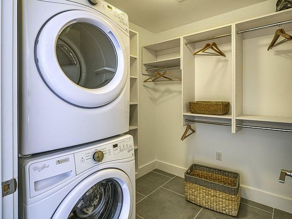 5th image of 2816 NE 2nd Ave #310