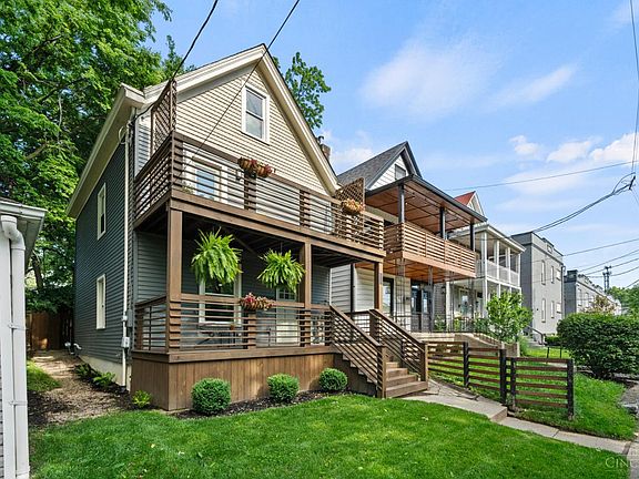 3rd image of 2809 Ashland Ave