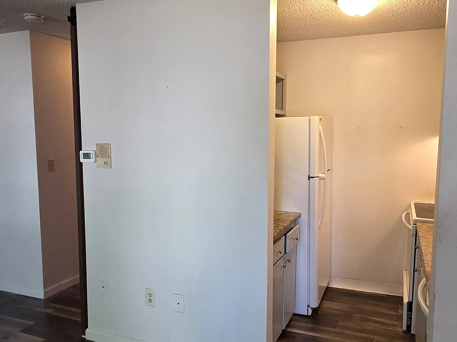 2 bed, 732 sqft, $1,300 — Photo 1