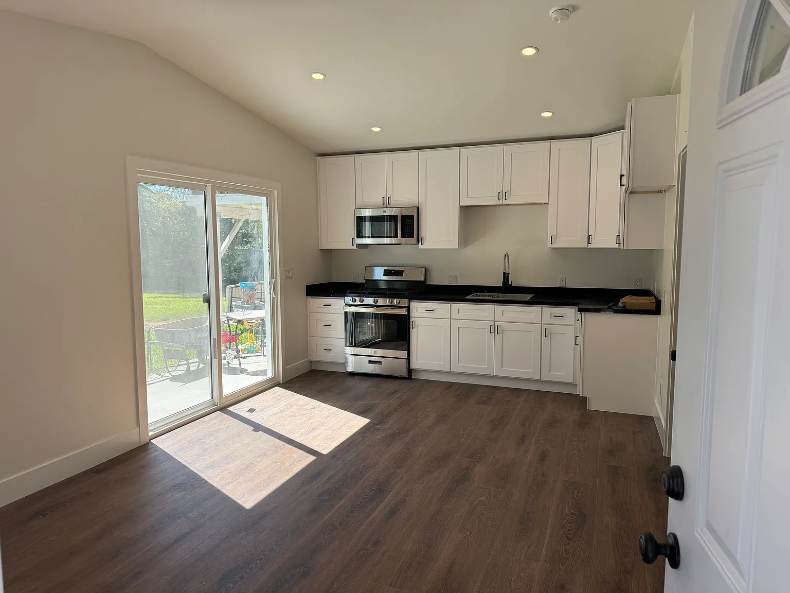 3876 Stotts St — Photo 1