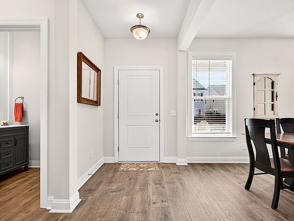 5th image of 250 Rowans Creek Dr