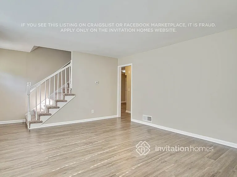 1690 Camperdown Cir — Photo 6