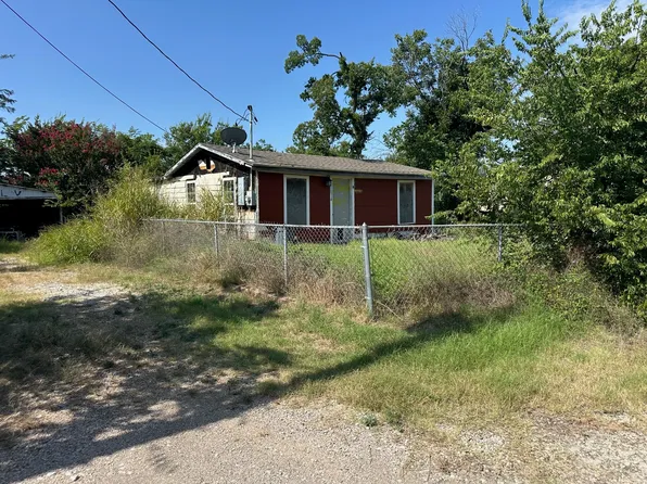1014 SE 9th St, Mineral Wells, TX 76067