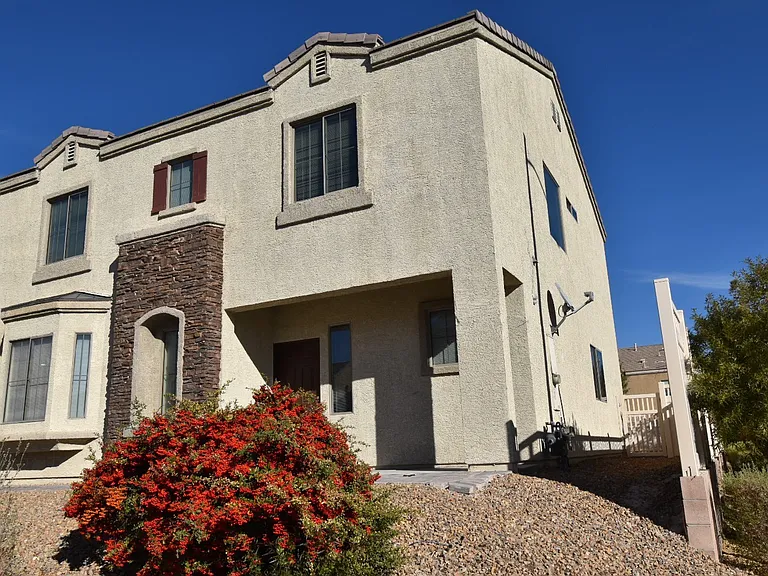 6324 Aloha Sue St — Photo 1