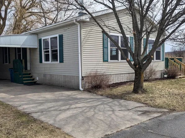3341 Mariners Ln #22, Arcadia, MI 49613