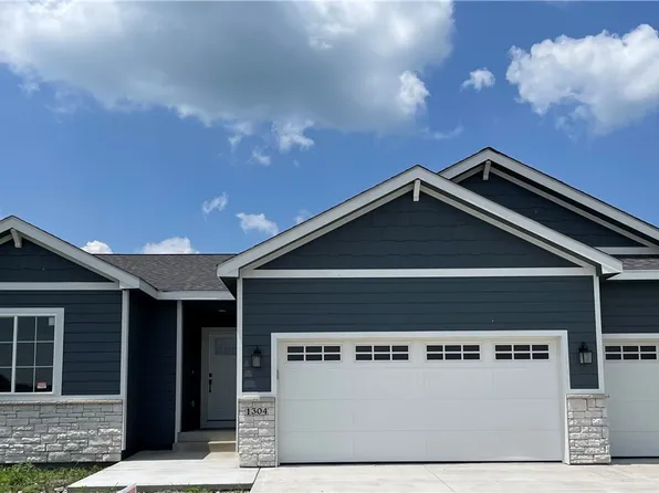 1304 Deer Ridge Dr NW, Bondurant, IA 50035