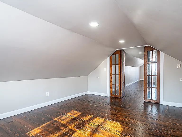 10712 Fidelity Ave #UP — Photo 27