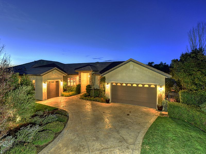 1st image of 3001 Corsica Dr