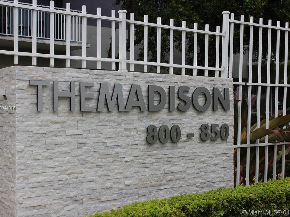 1st image of 800 N Miami Ave #906
