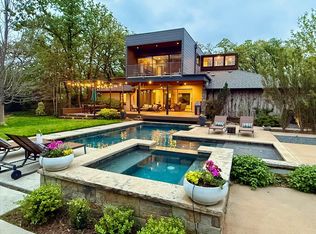 6908 Ledbetter Rd, Arlington, TX 76001