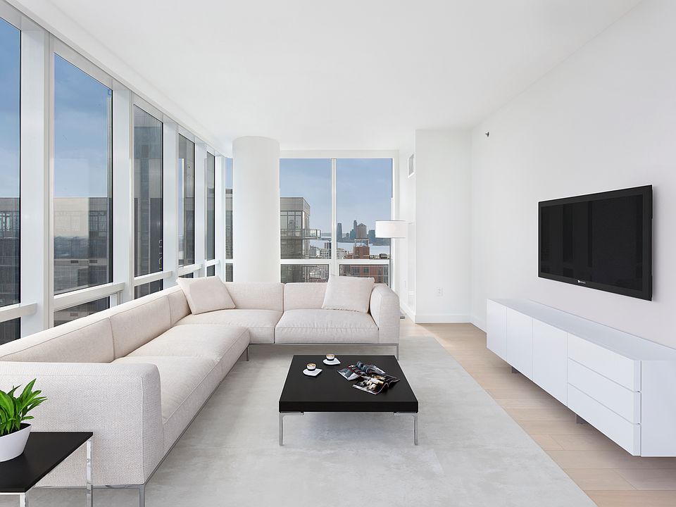 1st image of 15 Hudson Yards #37A