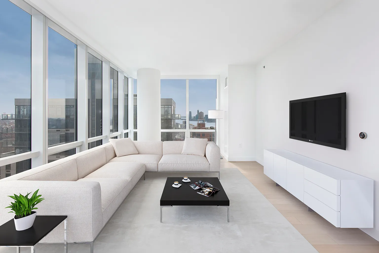15 Hudson Yards #37A photo 1