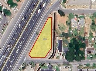 0 La Cadena Dr #30, Riverside, CA 92507