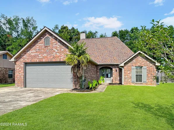 128 Avanti Dr, Carencro, LA 70520