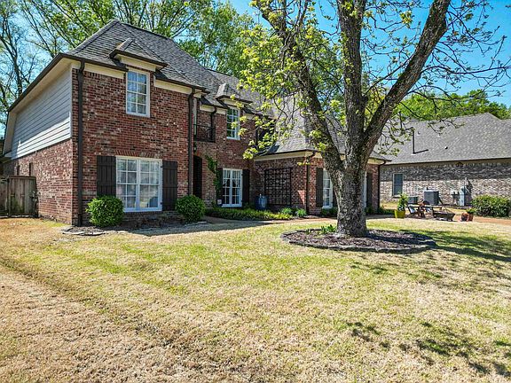 2nd image of 12179 S Shady Tree Ln