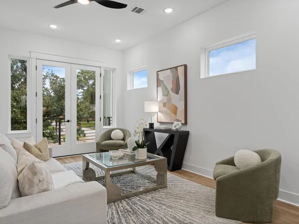 717 Janisch Rd #B, Houston, TX 77018