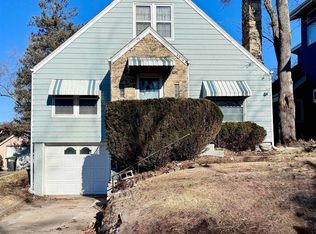 6316 Poppleton Ave, Omaha, NE 68106