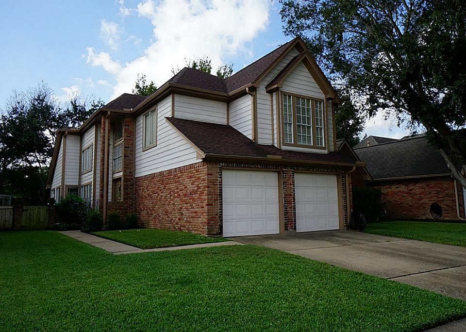 1st image of 11719 Meadowchase Dr