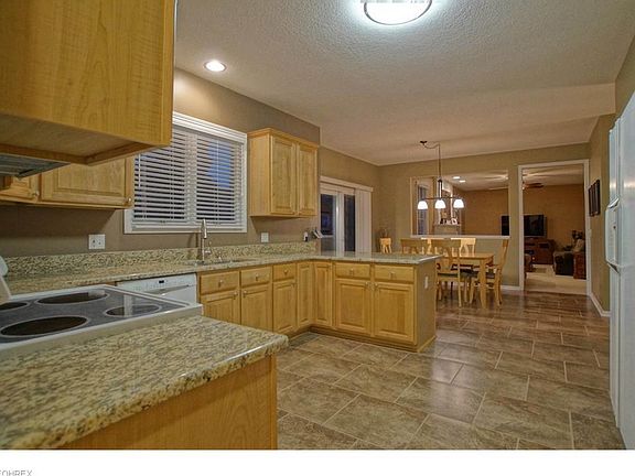 5th image of 2938 Wilson Ln