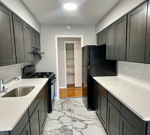 2nd image of 204 Westfield Ave APT 2F