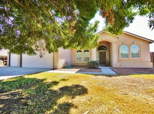 872 Apple Ave, Lemoore, CA 93245