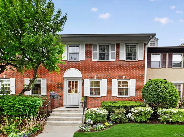426 Genesee Court, Suffern, NY 10901