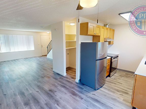 5th image of 3595 Cedaroak Dr #11
