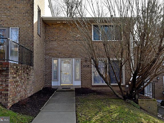 2nd image of 5558 Burnside Dr #5558