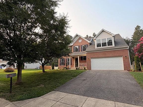 3rd image of 2148 Cedar Tree Ln