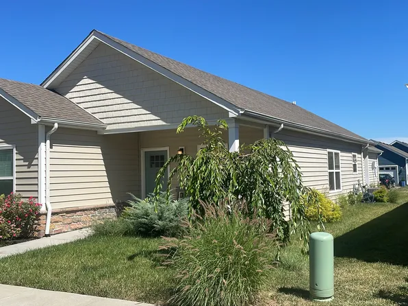3904 Lotus Loop, Jeffersonville, IN 47130