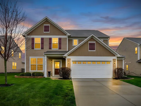 6658 Park Grove Blvd, Whitestown, IN 46075