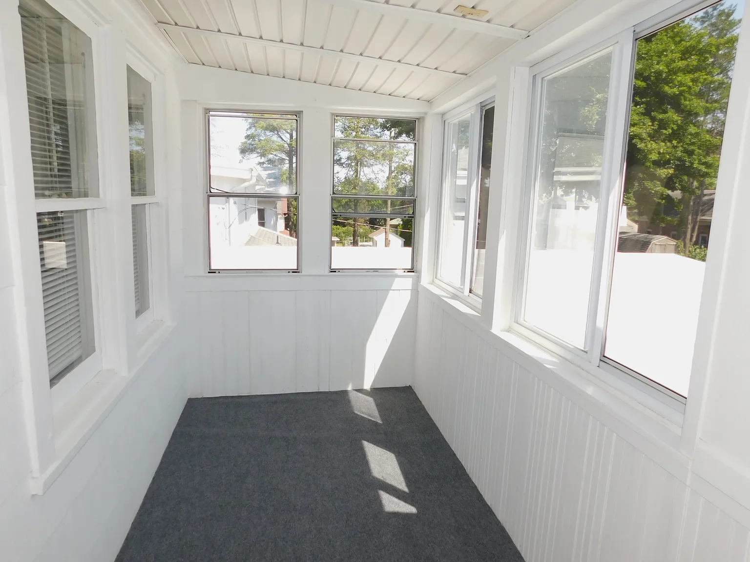2 bed, $1,600 — Photo 3