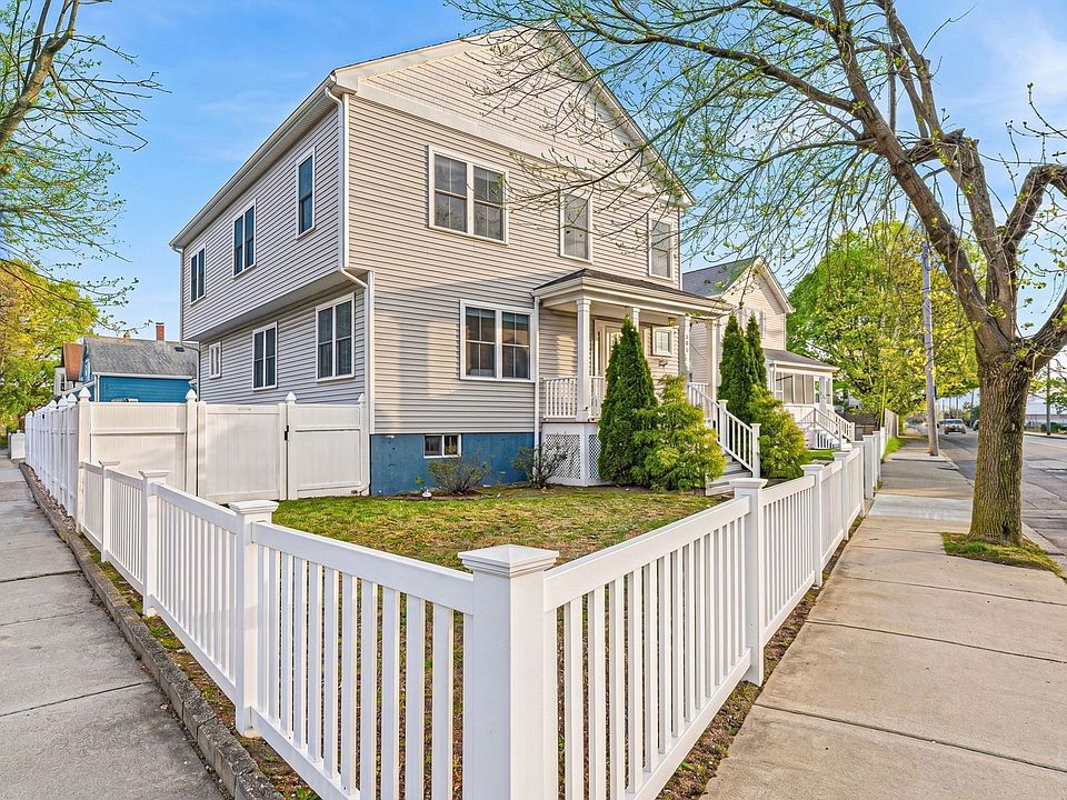 1st image of 305 Lynn St