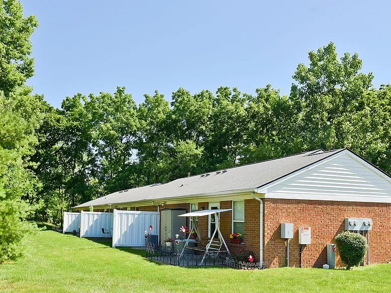 3851 Grand Oak Pl #4 — Photo 24