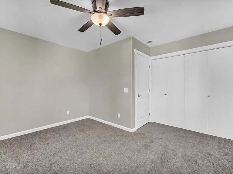 604 Pine St — Photo 36