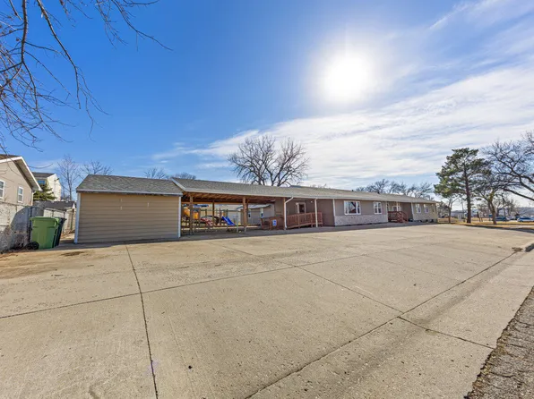 2400 E Capitol Ave, Pierre, SD 57501