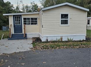 1909 E Turkeyfoot Lake Rd #38, Akron, OH 44312