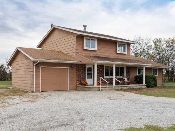 1684 8th St, Severy, KS 67137