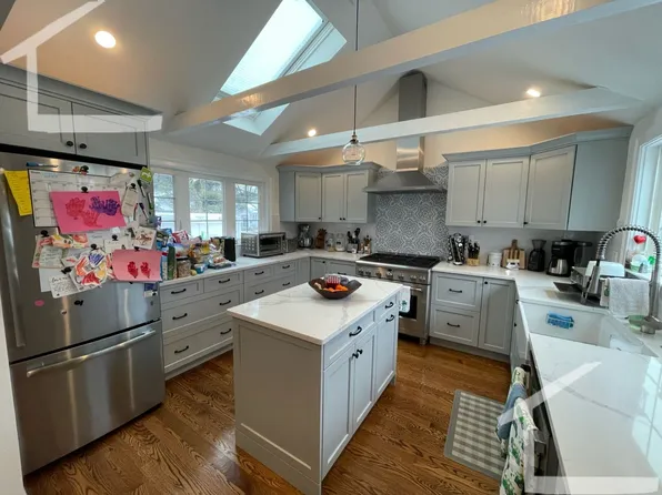 181 Christina St #64, Newton Highlands, MA 02461