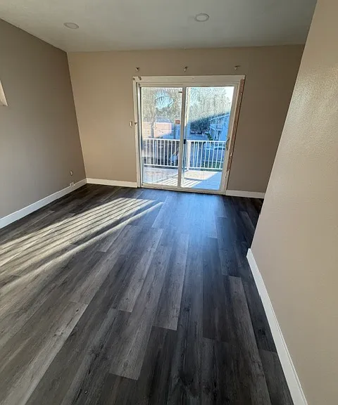 1690 Ellen Ave #4 — Photo 8