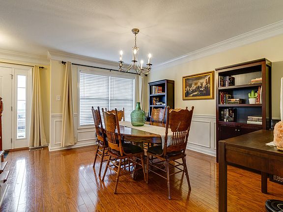 4th image of 4860 Creekrock Ln