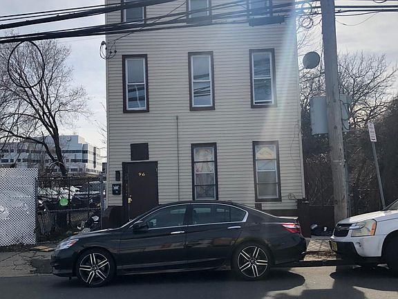 2nd image of 96 Sussex Ave APT 2
