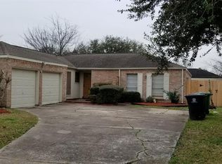 10523 Adamsborough Dr, Houston, TX 77099