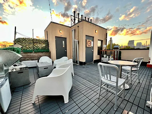 Rented by Coda Real Estate NYC | media 22