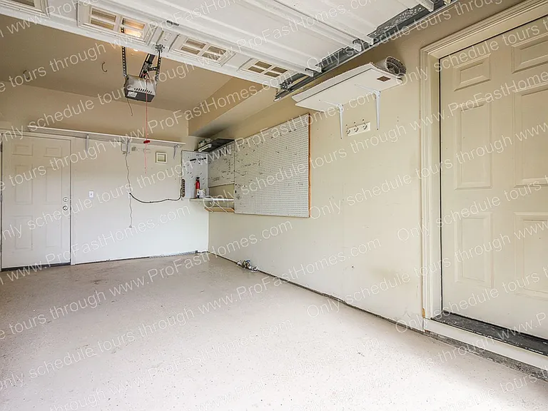 20703 SW Rosemount St — Photo 23