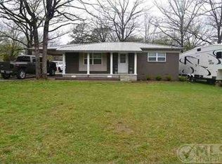 102 Sunset Bay Rd, Hot Springs, AR 71913